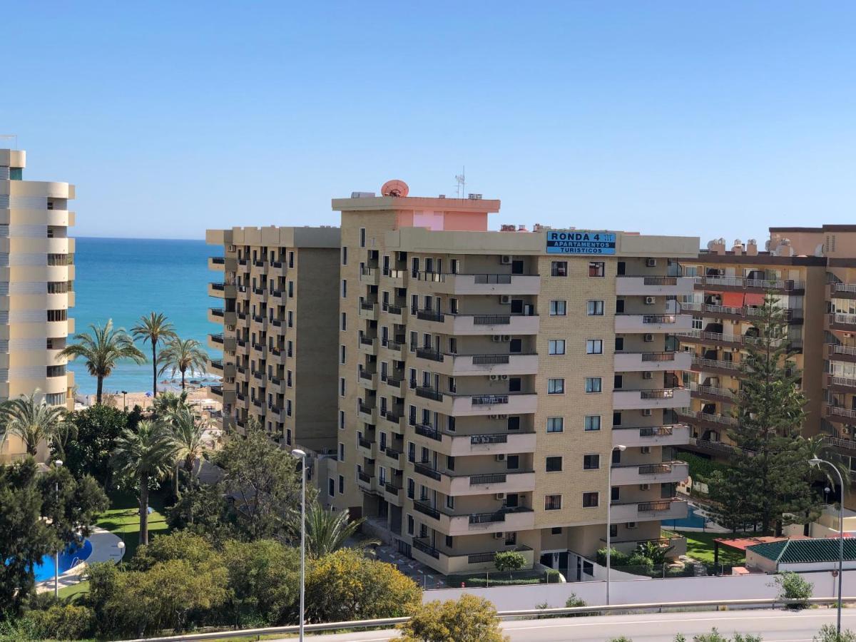 Beachfront Apartment In Fuengirola New Bagian luar foto