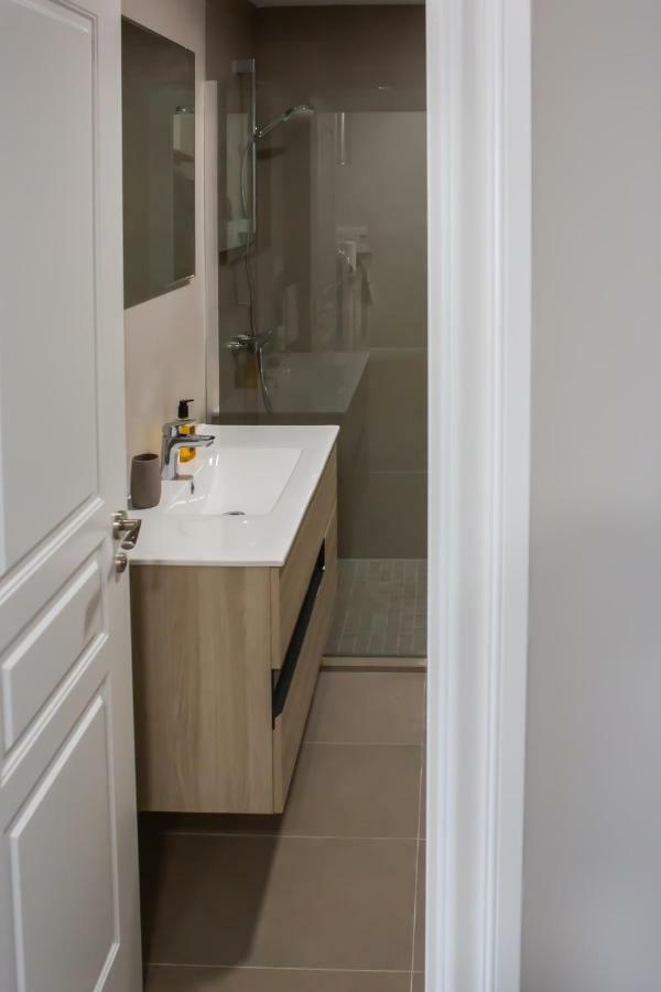 Beachfront Apartment In Fuengirola New Bagian luar foto