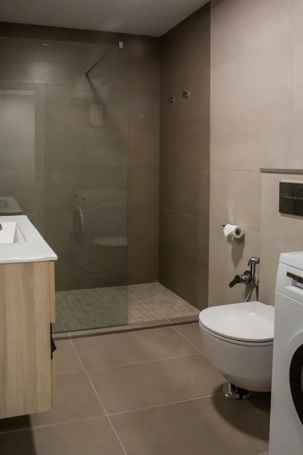 Beachfront Apartment In Fuengirola New Bagian luar foto